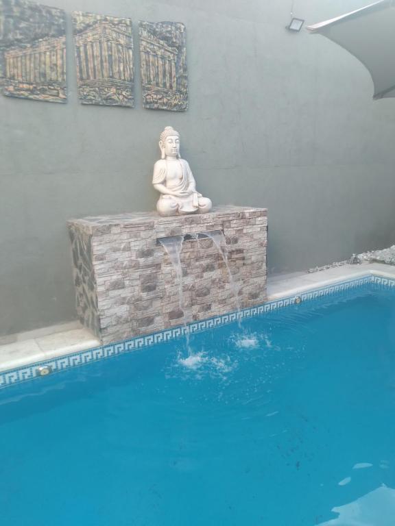Apart hotel protomy tenemos piscina climatizada